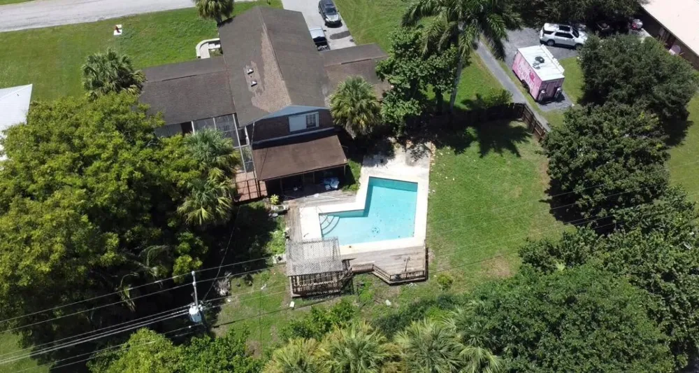 909 NE 3rd Street Belle Glade, FL 33430
