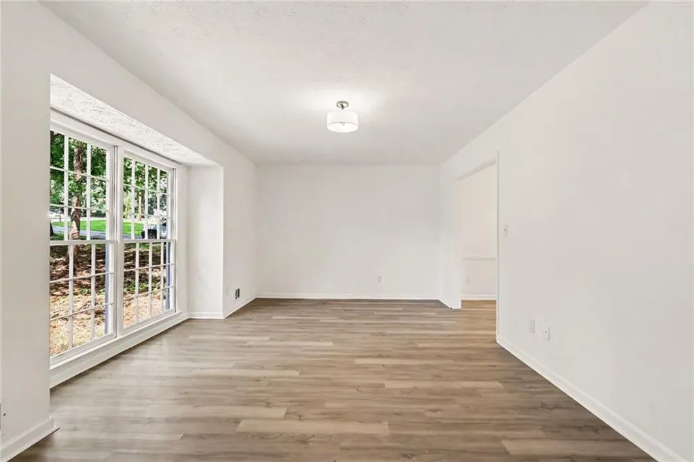 1915 Lisa Lane Riverdale, GA 30296