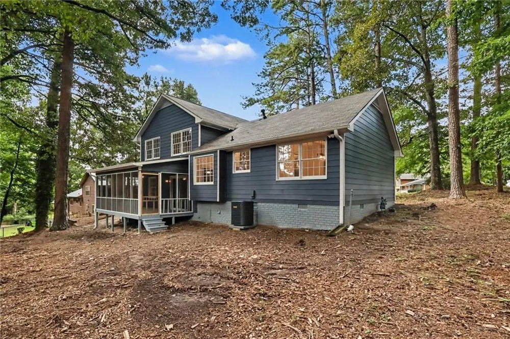 1915 Lisa Lane Riverdale, GA 30296