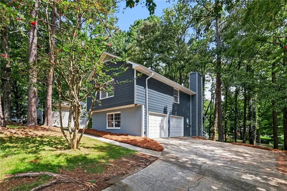 1915 Lisa Lane Riverdale, GA 30296