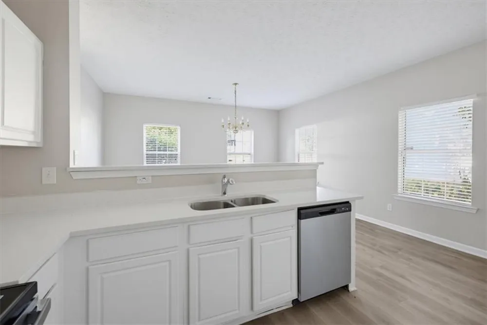 4060 Robin Circle College Park, GA 30349