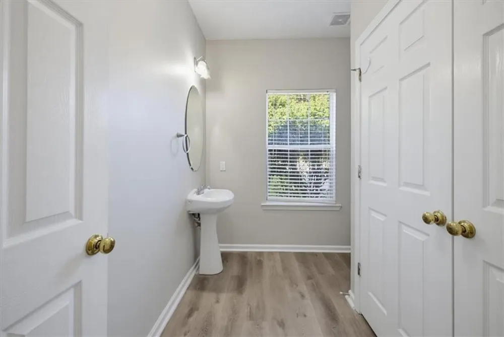 4060 Robin Circle College Park, GA 30349
