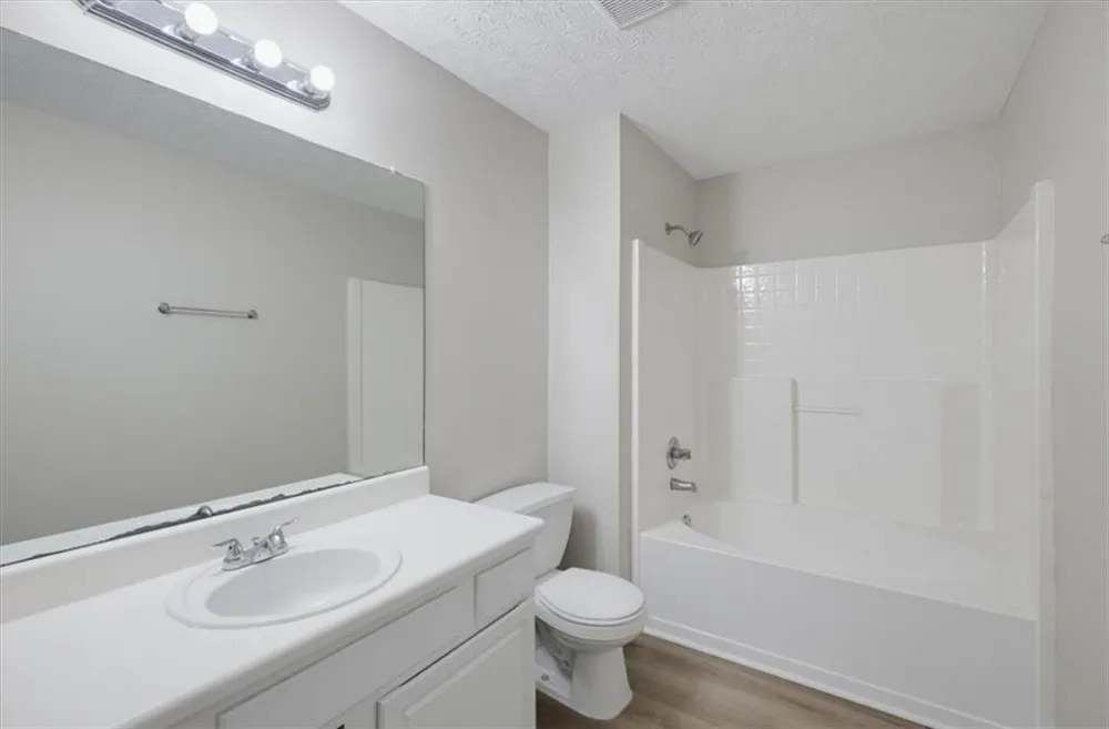 4060 Robin Circle College Park, GA 30349