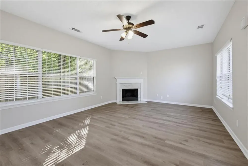 4060 Robin Circle College Park, GA 30349