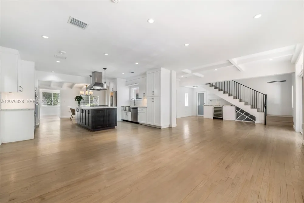 100 Sarto Ave Coral Gables, FL 33134