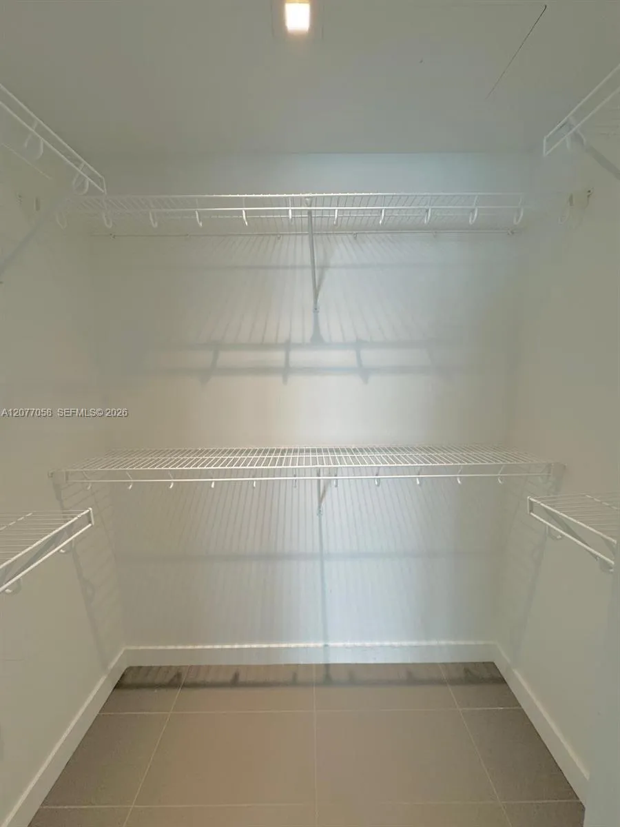 1600 NE 1st Ave #1919 Miami, FL 33132