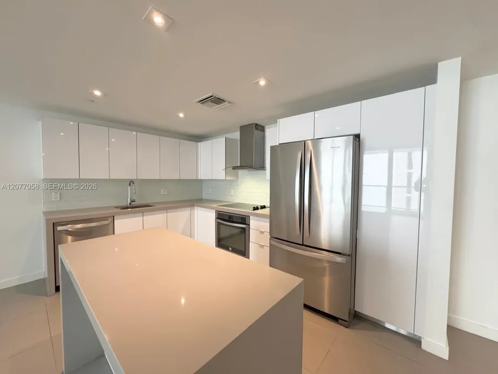 1600 NE 1st Ave #1919 Miami, FL 33132
