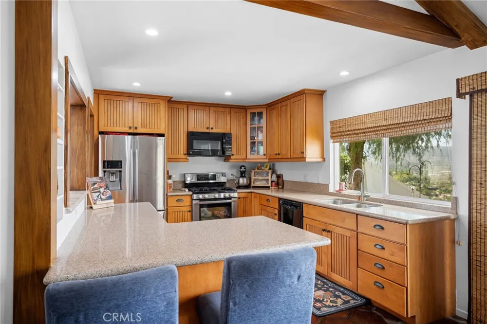 27403 Garza Drive Saugus, CA 91350