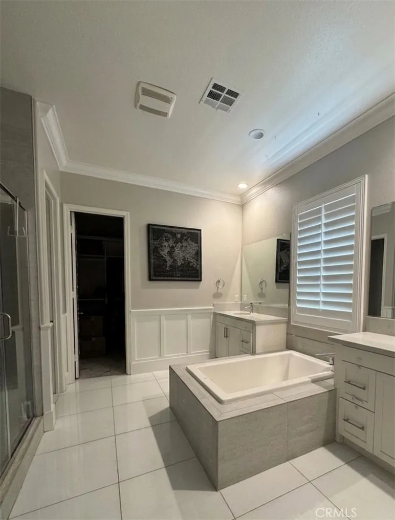 2323 Palmer Corona, CA 92883