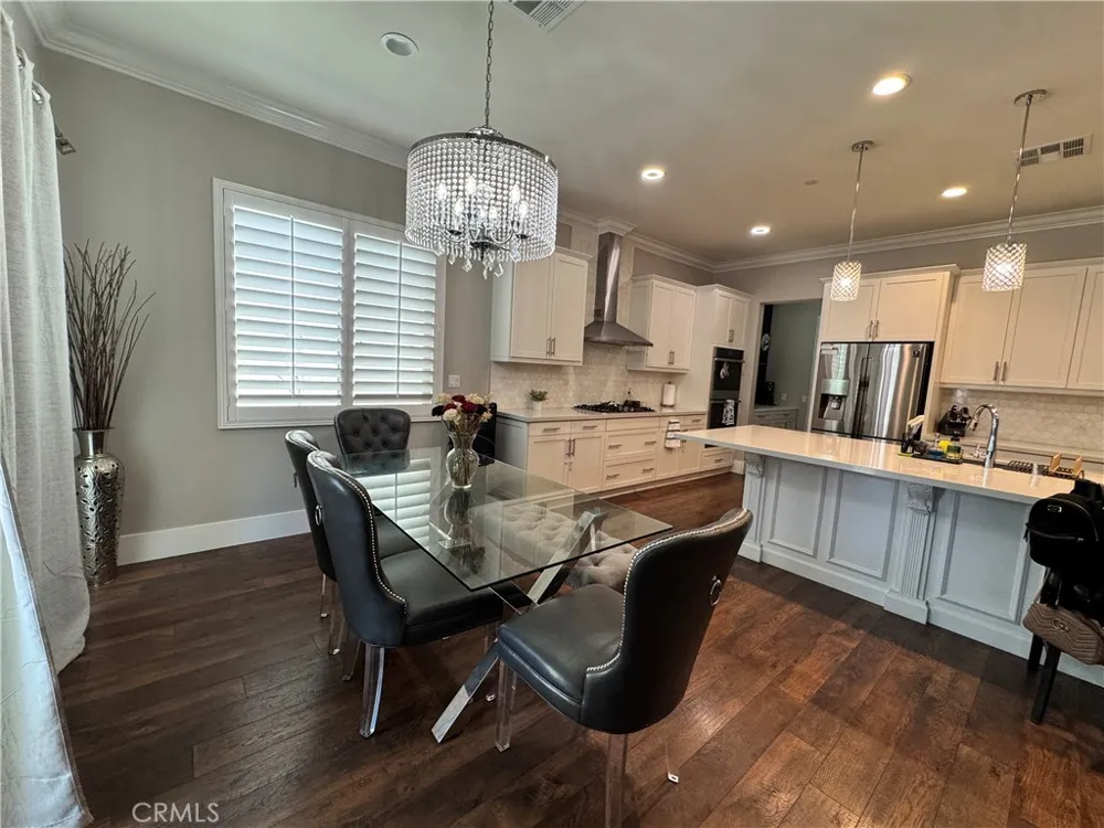 2323 Palmer Corona, CA 92883