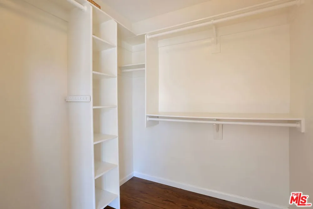 311 CHURCH LANE Los Angeles, CA 90049