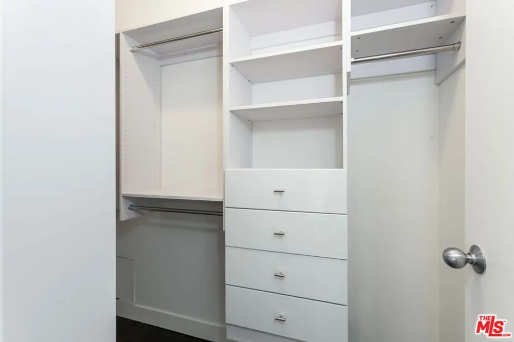 430 MAPLE DRIVE #206 Beverly Hills, CA 90210
