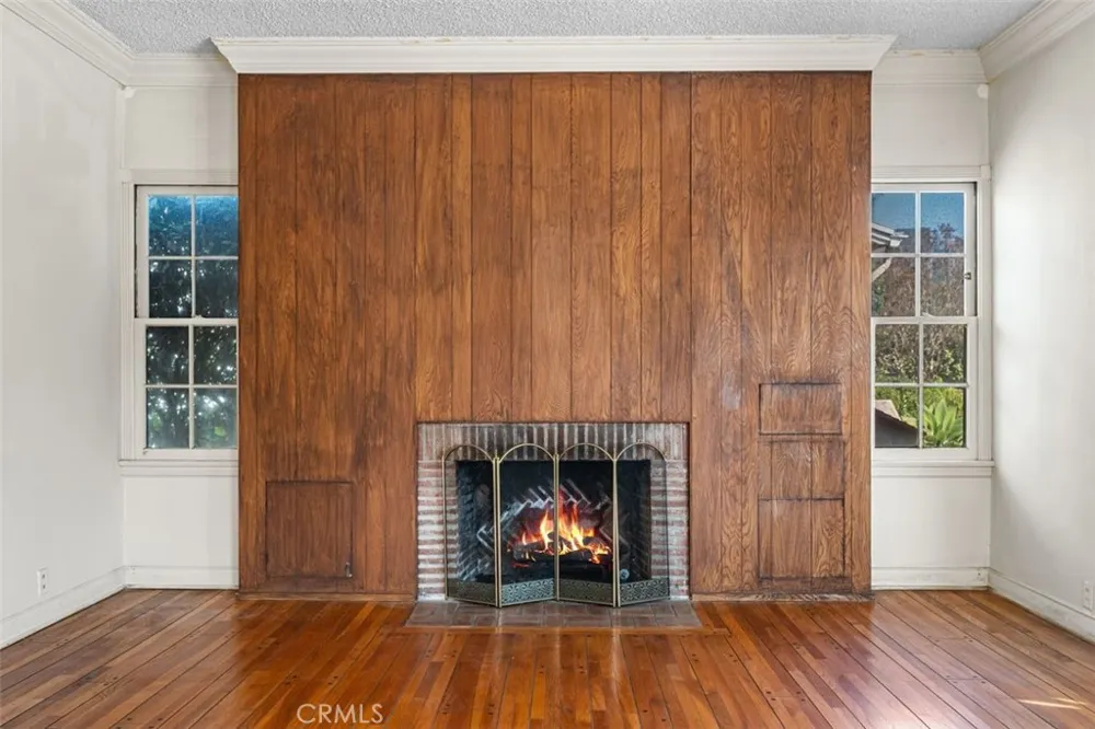 1569 Midvale Avenue Los Angeles, CA 90024