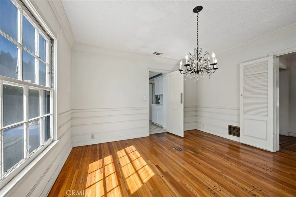 1569 Midvale Avenue Los Angeles, CA 90024