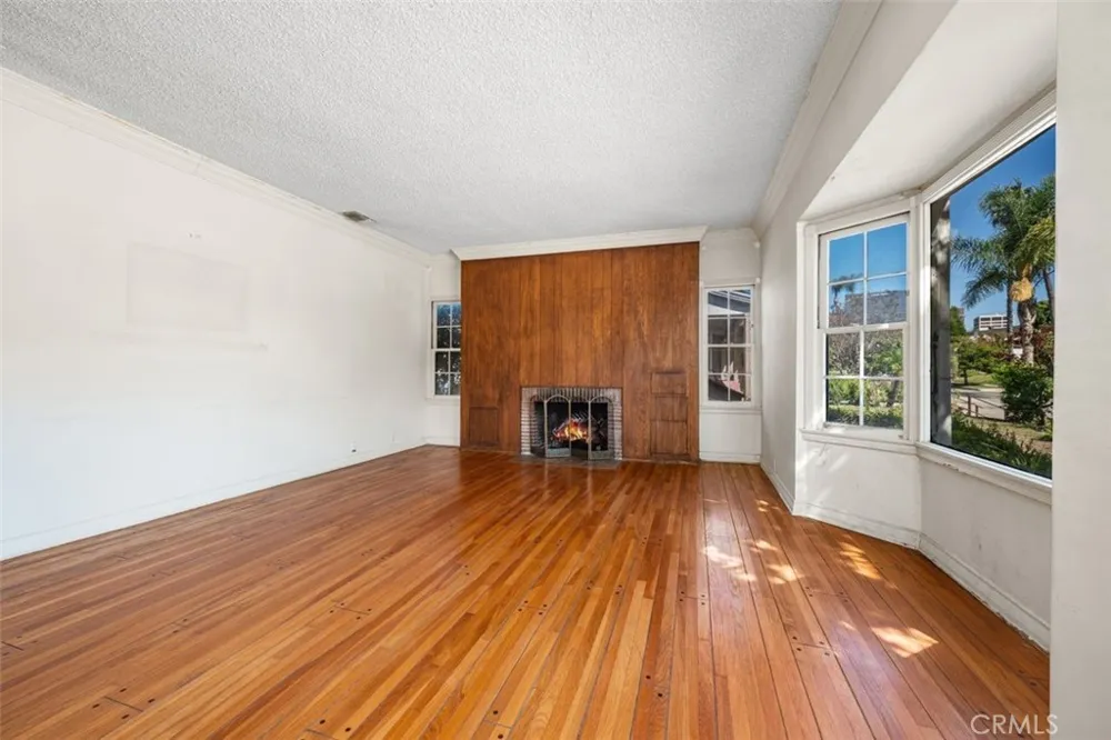 1569 Midvale Avenue Los Angeles, CA 90024