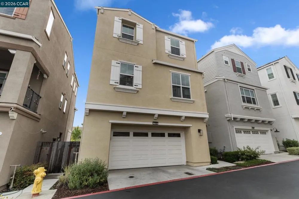 7195 Calistoga Ln Dublin, CA 94568