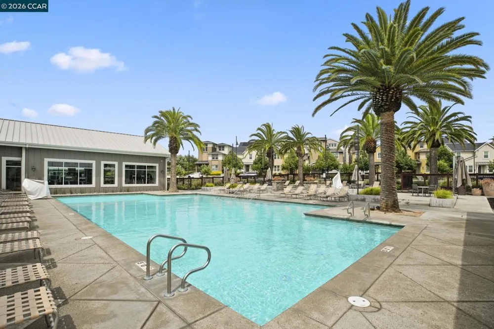 7195 Calistoga Ln Dublin, CA 94568