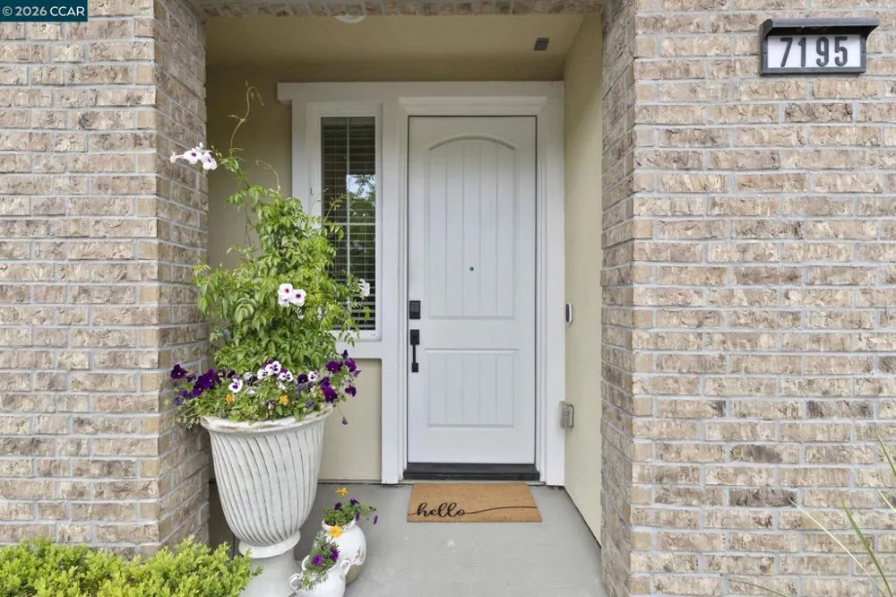 7195 Calistoga Ln Dublin, CA 94568