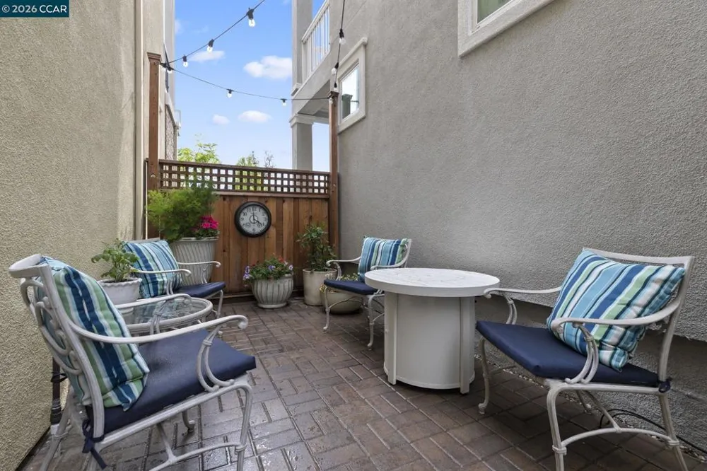 7195 Calistoga Ln Dublin, CA 94568