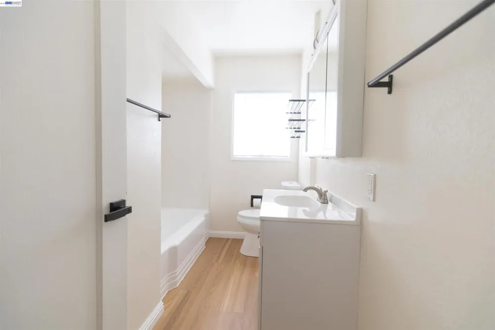 365 Lorraine San Leandro, CA 94577