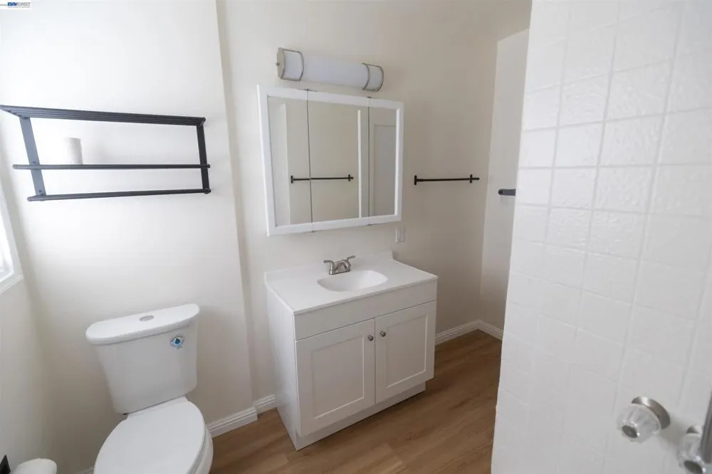 365 Lorraine San Leandro, CA 94577