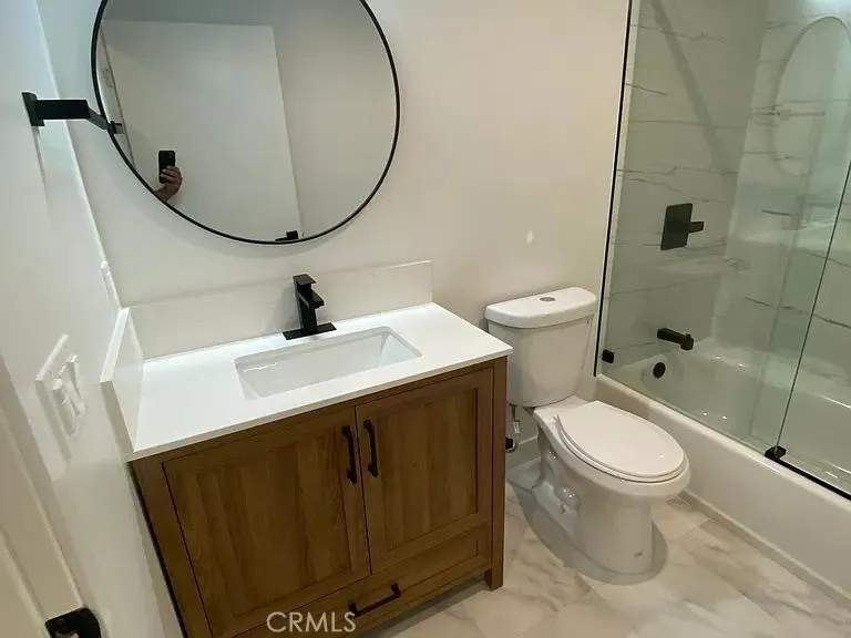 10455 Etiwanda Avenue Porter Ranch, CA 91326