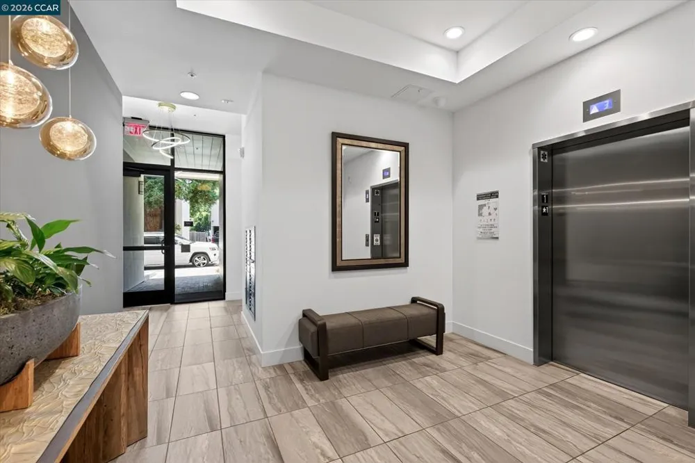 210 Lafayette Cir #302 Lafayette, CA 94549