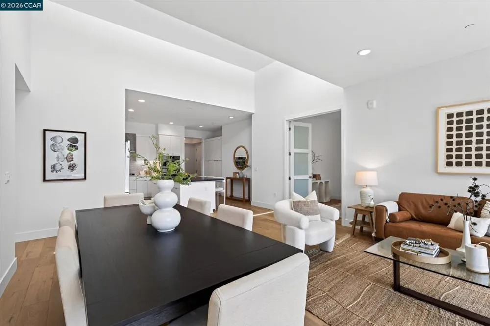210 Lafayette Cir #302 Lafayette, CA 94549