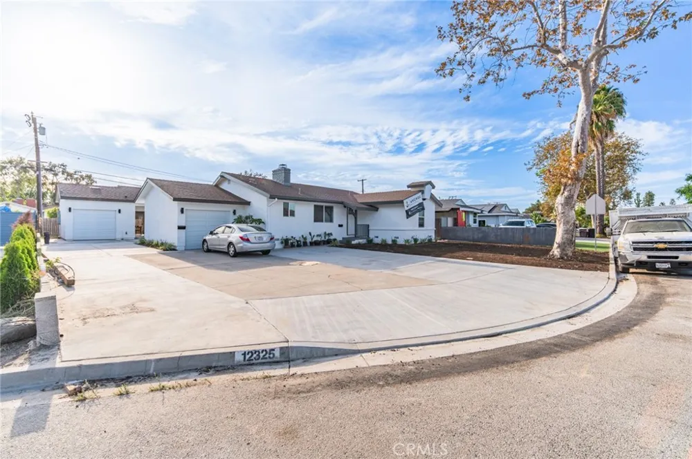 12325 Hester Drive Garden Grove, CA 92841