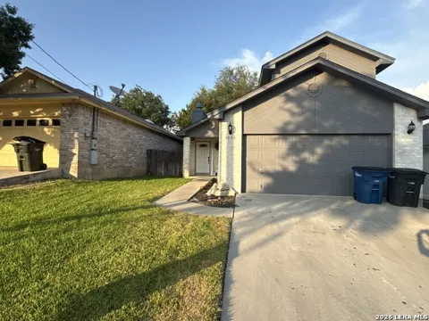1209 BLUFF CREEK CIR