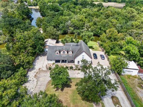 8618 Highway 6