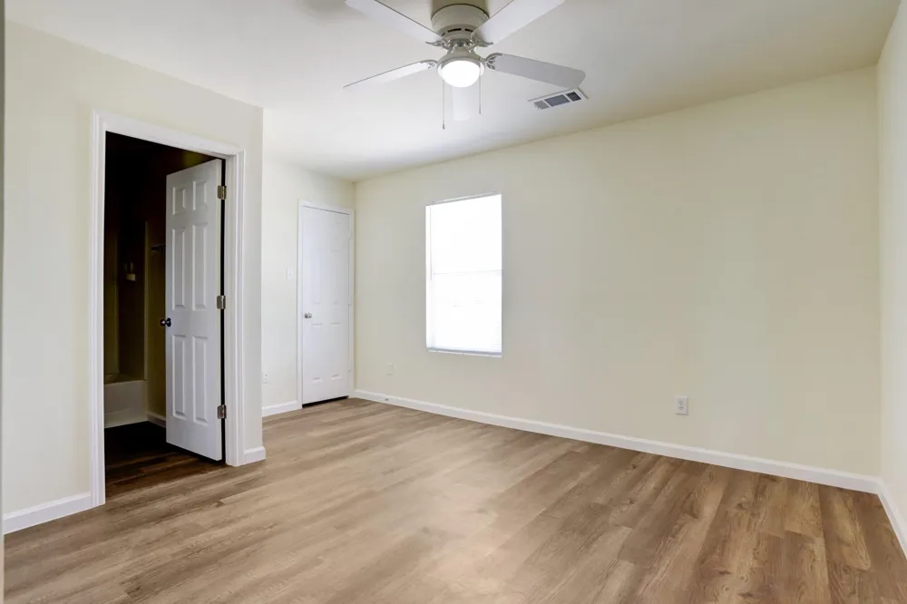 23339 High Point Street Prairie View, TX 77445