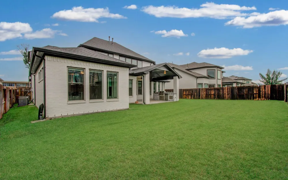 10015 Crescent Wood Drive Missouri City, TX 77459