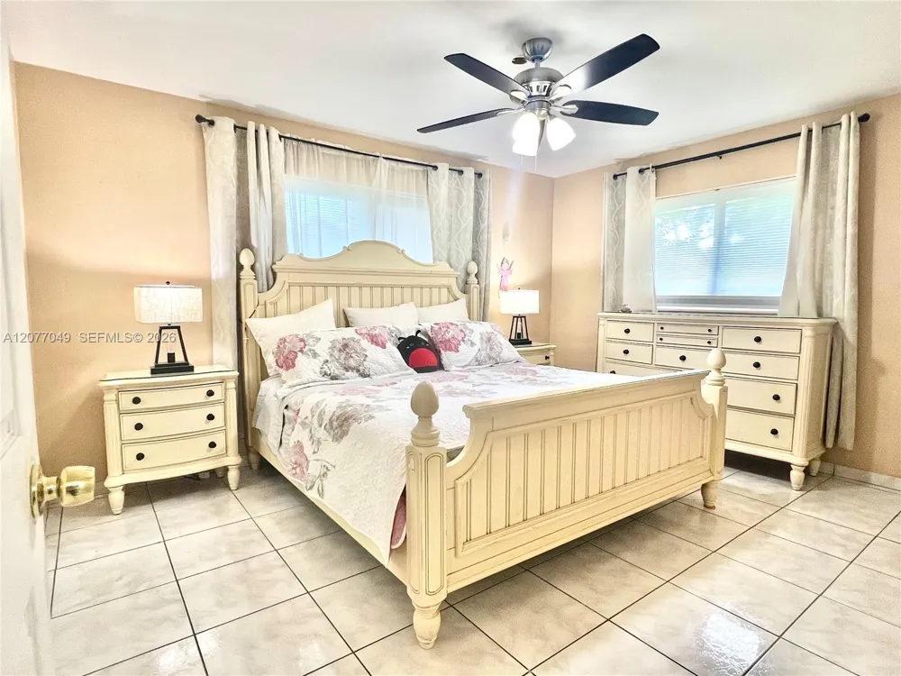106 32nd Ave Hollywood, FL 33021