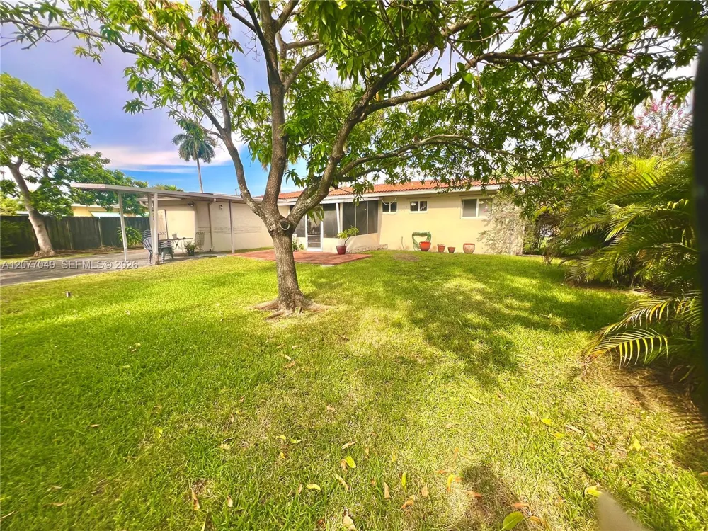 106 32nd Ave Hollywood, FL 33021