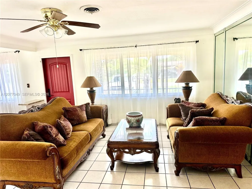 106 32nd Ave Hollywood, FL 33021