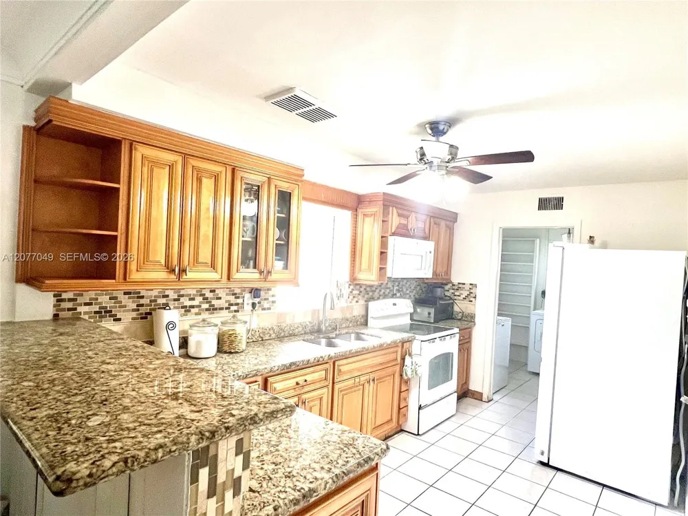 106 32nd Ave Hollywood, FL 33021