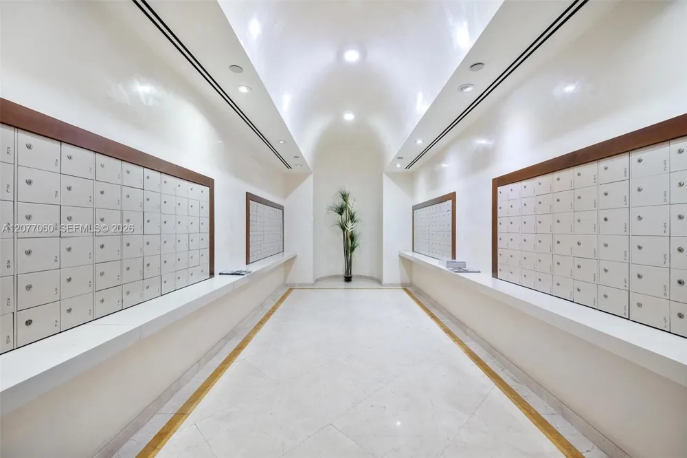 19355 Turnberry Way #8B Aventura, FL 33180