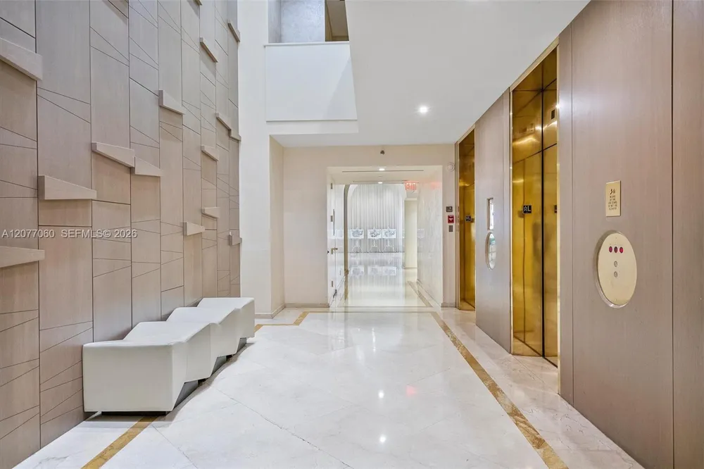 19355 Turnberry Way #8B Aventura, FL 33180