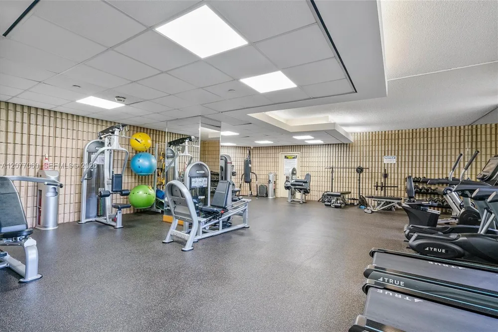 19355 Turnberry Way #8B Aventura, FL 33180