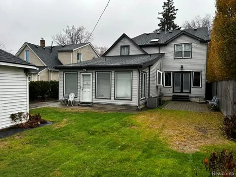 89 Muir Road