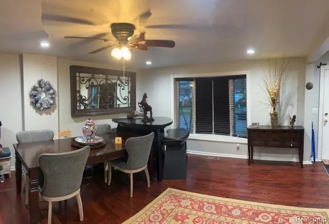 89 Muir Road Grosse Pointe Farms City, MI 48236