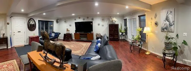 89 Muir Road Grosse Pointe Farms City, MI 48236