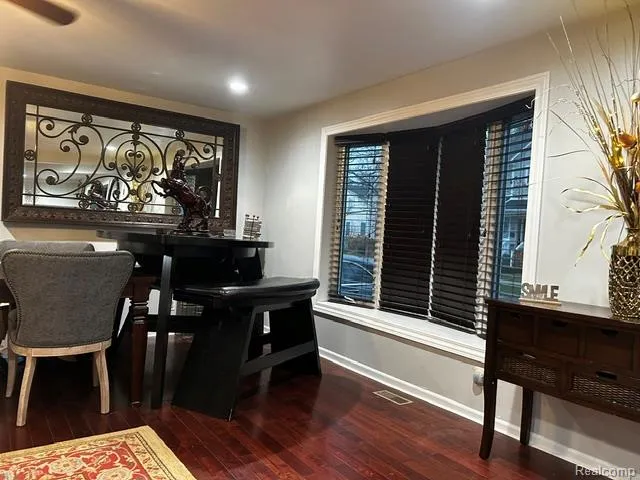89 Muir Road Grosse Pointe Farms City, MI 48236