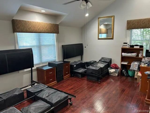 89 Muir Road Grosse Pointe Farms City, MI 48236