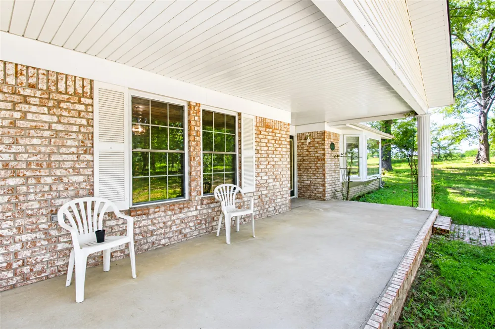 3260 Howard Road Beggs, OK 74421