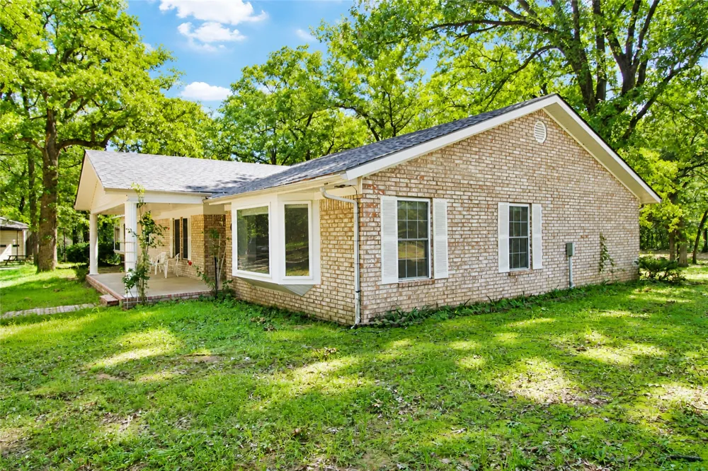 3260 Howard Road Beggs, OK 74421