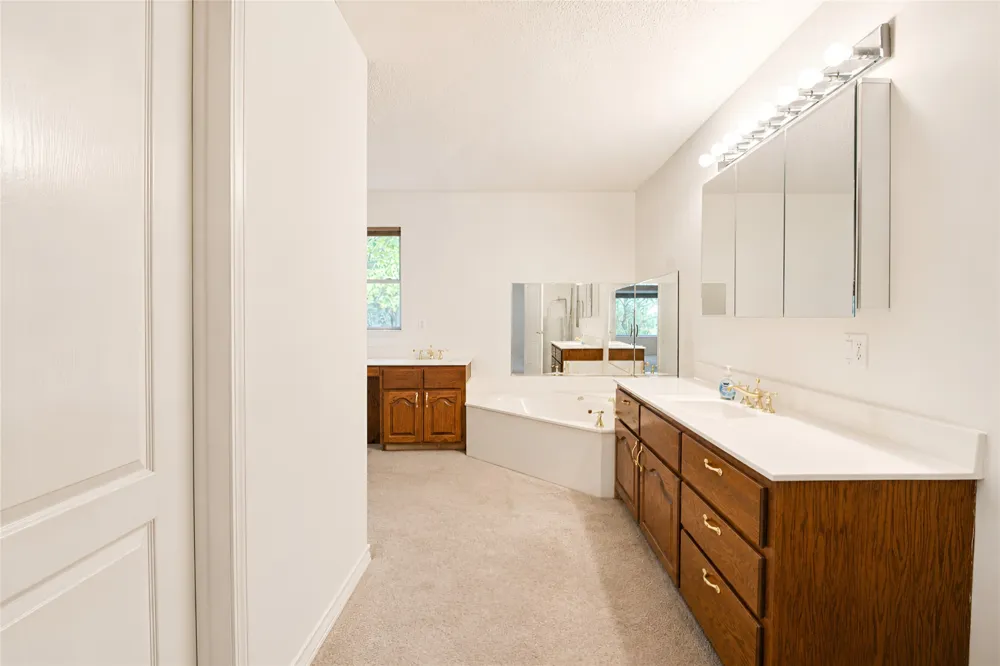 3260 Howard Road Beggs, OK 74421
