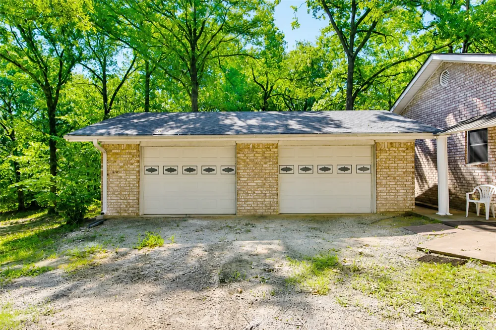 3260 Howard Road Beggs, OK 74421
