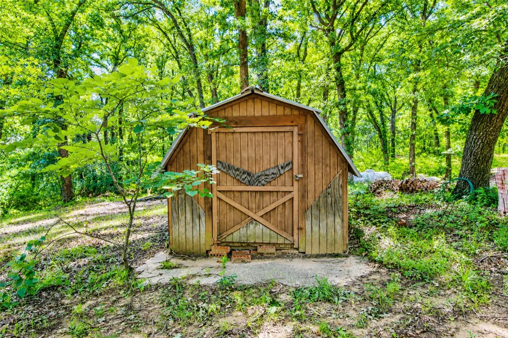 3260 Howard Road Beggs, OK 74421